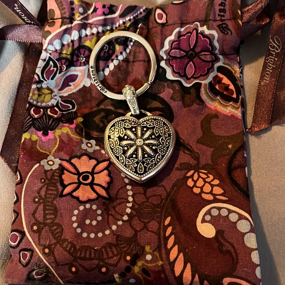 Brighton Heart Photo Locket Keychain Purse Fob Keyring Silver Plated Floral